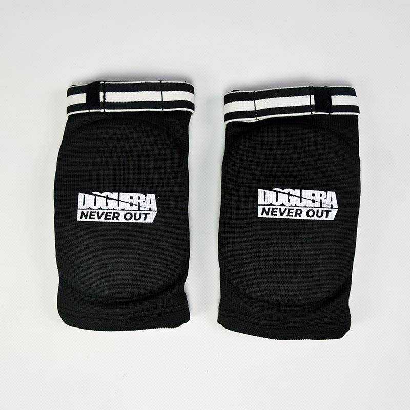 GENOUILLÈRE DOGUERA "Never Out" NOIR